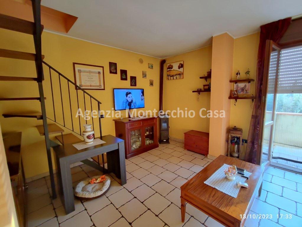Appartamento in vendita a Vallefoglia, 6 locali, prezzo € 160.000 | PortaleAgenzieImmobiliari.it