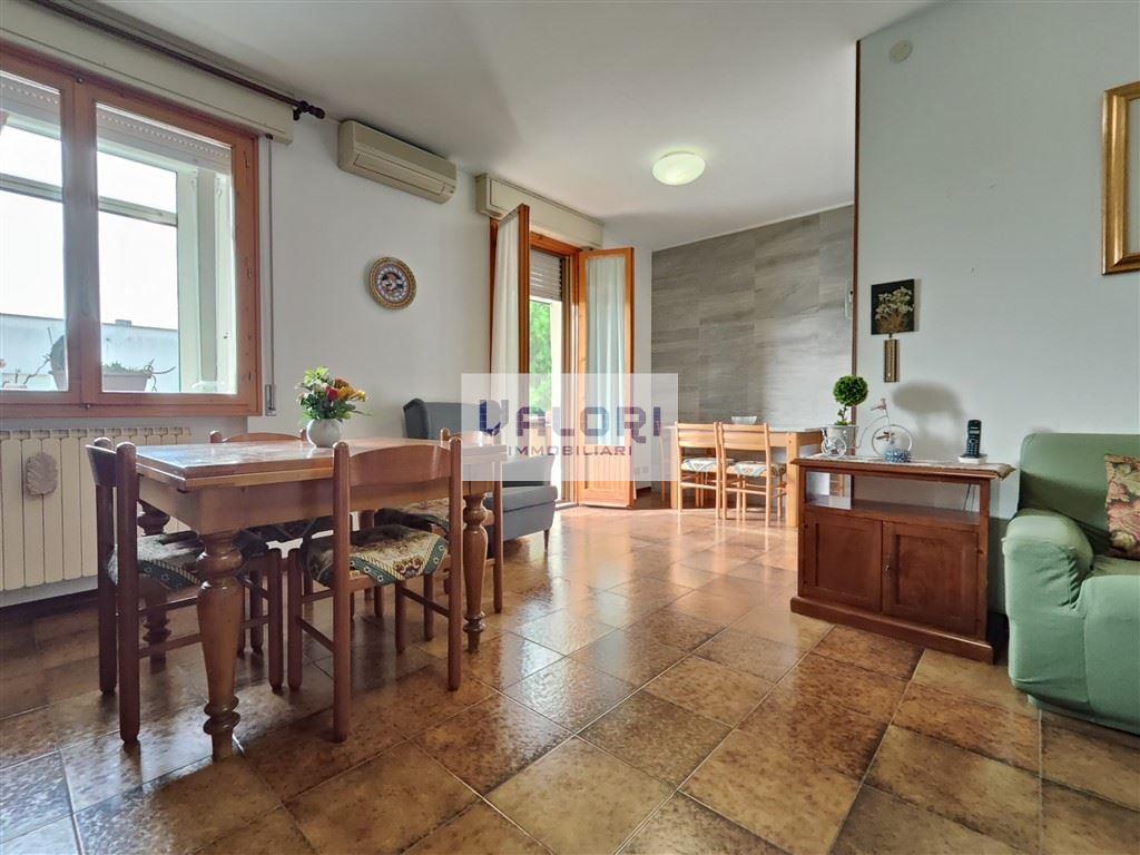 Appartamento in vendita a Faenza, 4 locali, zona Località: PERIFERIA MONTE: PRESSI VIA LAPI, prezzo € 205.000 | PortaleAgenzieImmobiliari.it