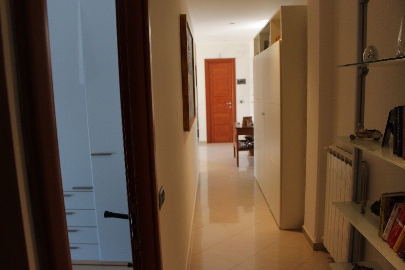 Appartamento in vendita a La Spezia, 4 locali, prezzo € 270.000 | PortaleAgenzieImmobiliari.it