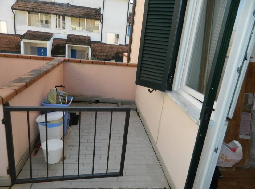 Appartamento in vendita a Ameglia, 2 locali, prezzo € 75.000 | PortaleAgenzieImmobiliari.it