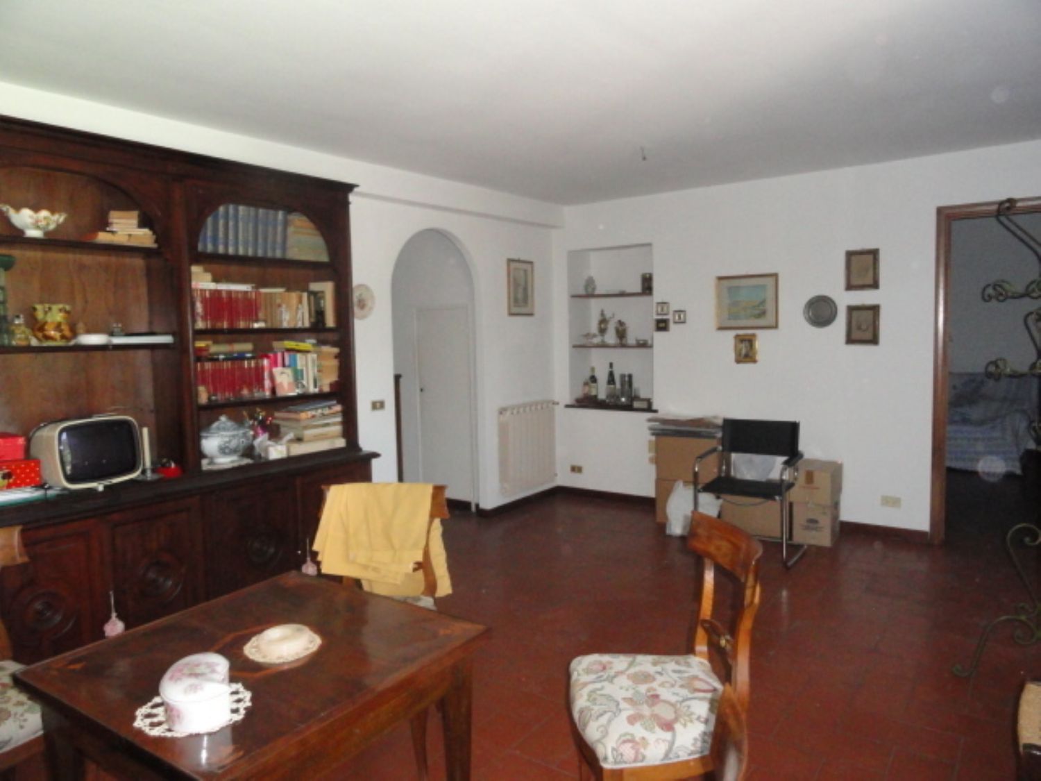 Appartamento in vendita a Borgo a Mozzano, 5 locali, prezzo € 55.000 | PortaleAgenzieImmobiliari.it