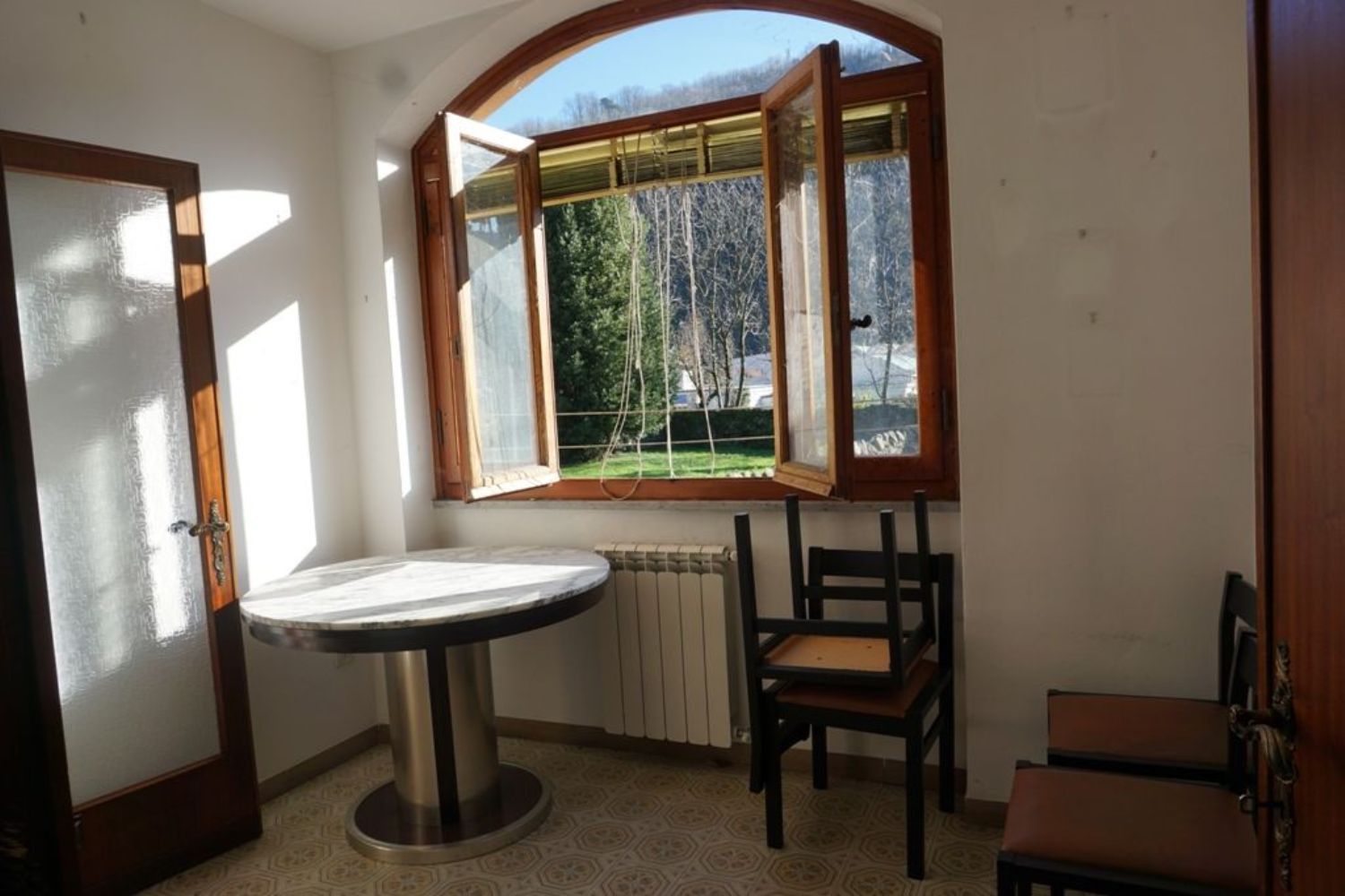 Appartamento in vendita a Borgo a Mozzano, 5 locali, prezzo € 60.000 | PortaleAgenzieImmobiliari.it