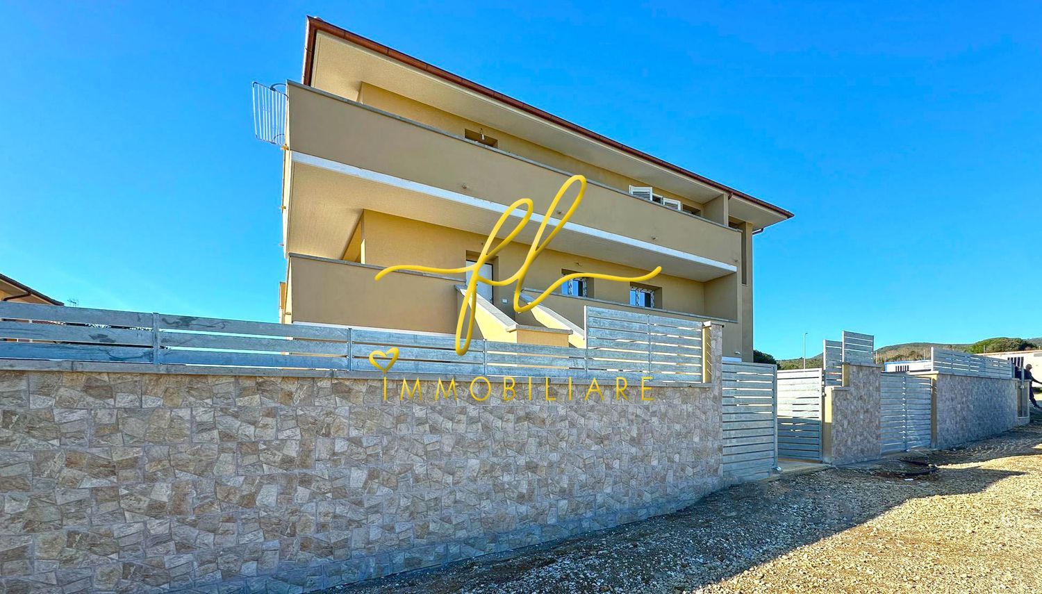 Appartamento in vendita a Rosignano Marittimo, 4 locali, prezzo € 397.000 | PortaleAgenzieImmobiliari.it