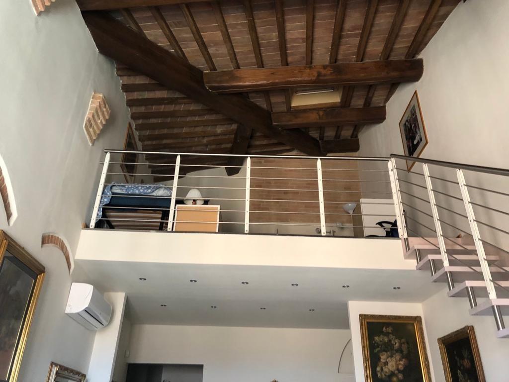 Appartamento in affitto a Siena, 6 locali, prezzo € 1.500 | PortaleAgenzieImmobiliari.it
