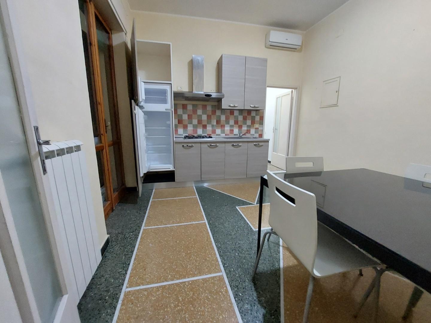 Appartamento in affitto a Livorno, 3 locali, prezzo € 670 | PortaleAgenzieImmobiliari.it