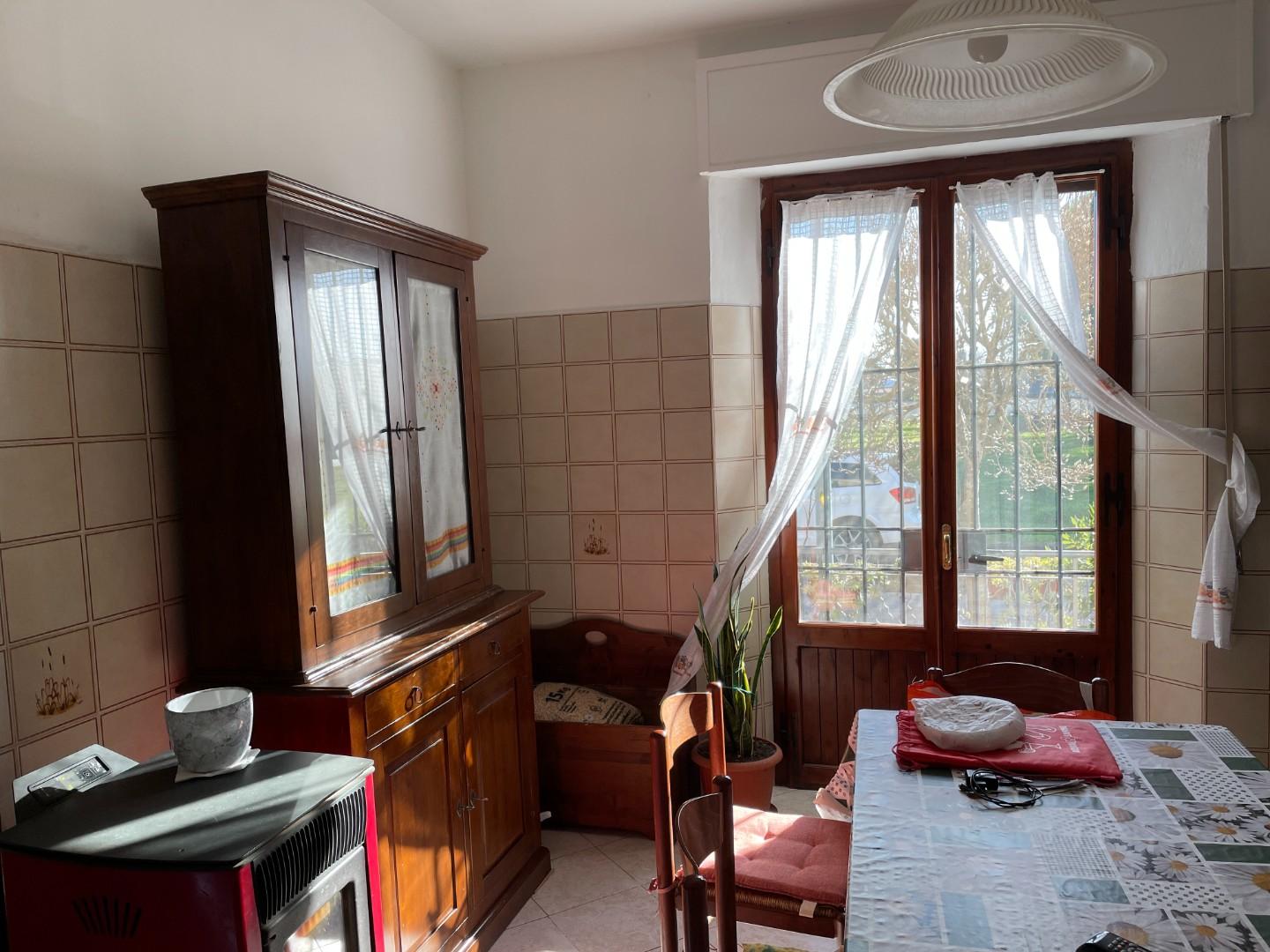 Appartamento in vendita a Monteroni d'Arbia, 5 locali, prezzo € 230.000 | PortaleAgenzieImmobiliari.it