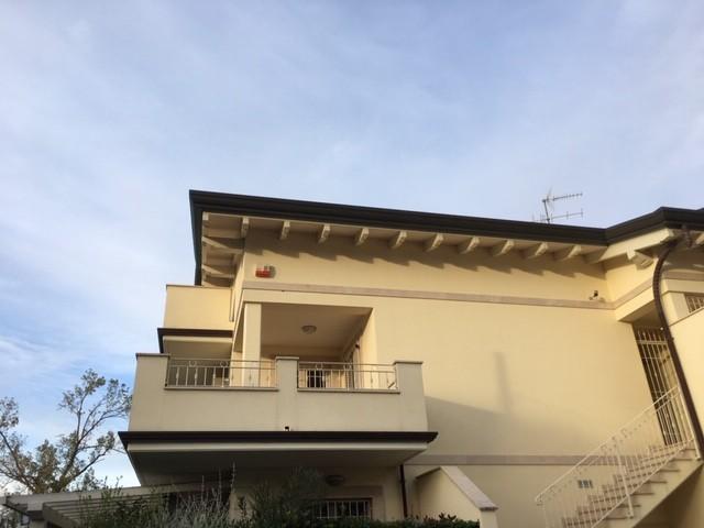 Appartamento in vendita a Montignoso, 4 locali, prezzo € 550.000 | PortaleAgenzieImmobiliari.it