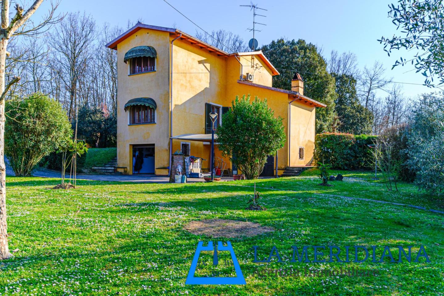 Villa in vendita a Fucecchio, 7 locali, prezzo € 400.000 | PortaleAgenzieImmobiliari.it
