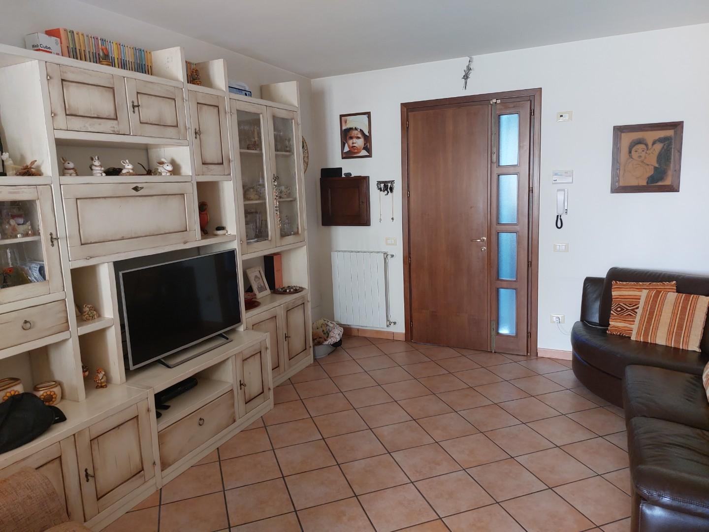 Villa a Schiera in vendita a Fucecchio, 7 locali, prezzo € 230.000 | PortaleAgenzieImmobiliari.it