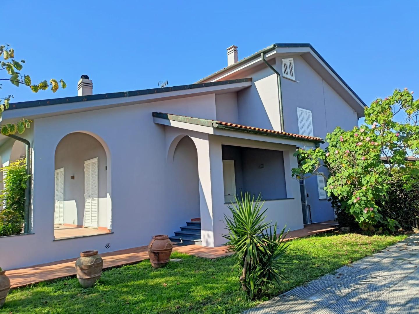 Villa in vendita a Cascina, 9 locali, prezzo € 450.000 | PortaleAgenzieImmobiliari.it