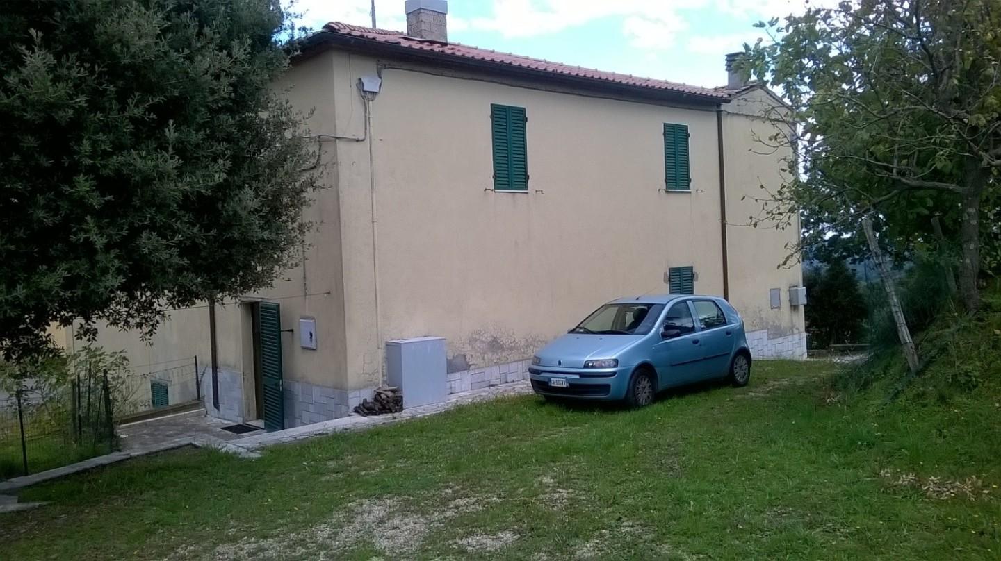 Villa in Vendita a Semproniano