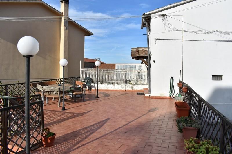 Appartamento in vendita a Gambassi Terme, 4 locali, prezzo € 170.000 | PortaleAgenzieImmobiliari.it