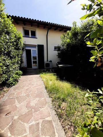 Villa a Schiera in vendita a Rosignano Marittimo, 4 locali, prezzo € 175.000 | PortaleAgenzieImmobiliari.it