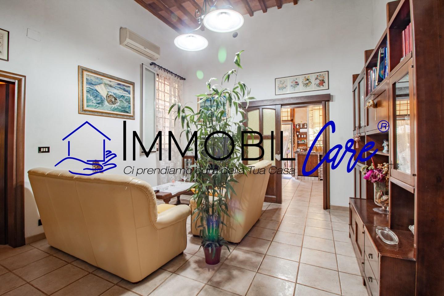 Appartamento in vendita a Livorno, 4 locali, prezzo € 100.000 | PortaleAgenzieImmobiliari.it