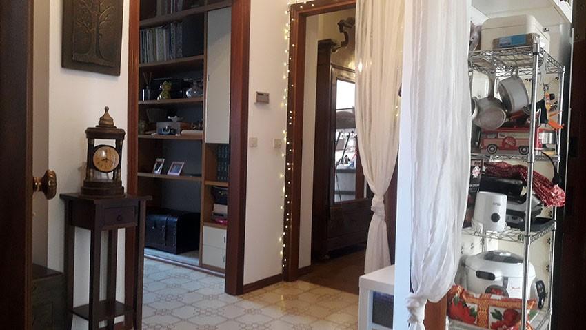 Appartamento in affitto a Ortonovo, 7 locali, prezzo € 600 | CambioCasa.it