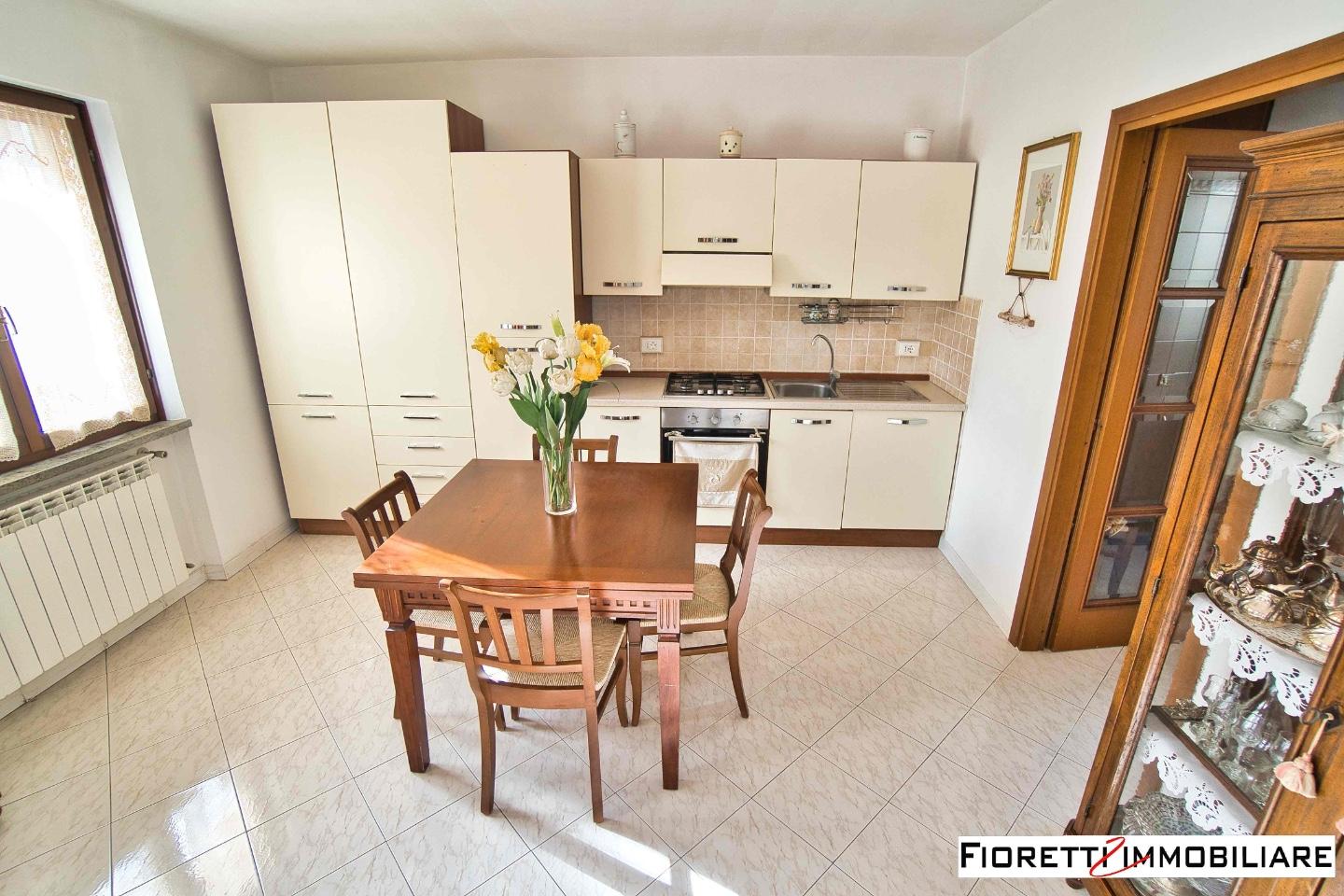Appartamento in vendita a Piombino, 3 locali, prezzo € 168.000 | PortaleAgenzieImmobiliari.it
