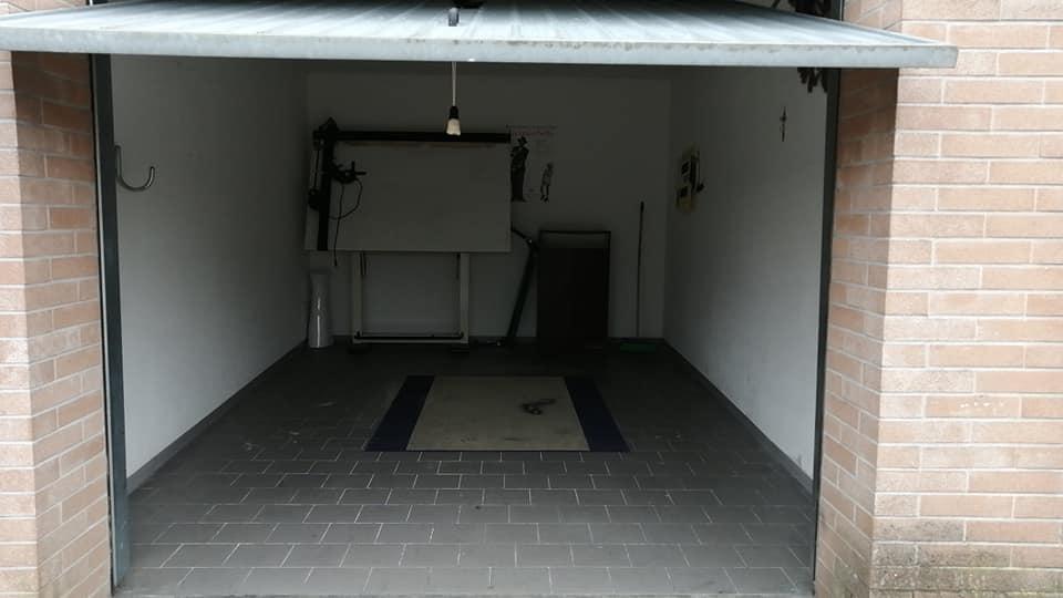 Box / Garage in Vendita a Castelfranco di Sotto