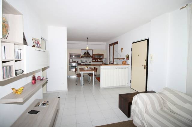 Appartamento in vendita a Castelnuovo Berardenga, 4 locali, prezzo € 200.000 | PortaleAgenzieImmobiliari.it
