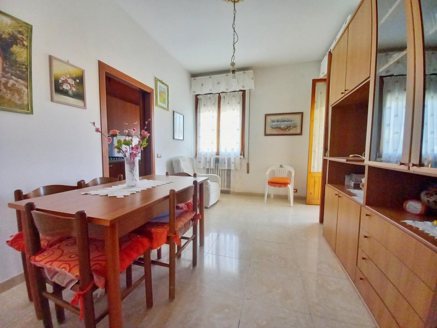 Appartamento in vendita a Castelfiorentino, 3 locali, prezzo € 125.000 | PortaleAgenzieImmobiliari.it
