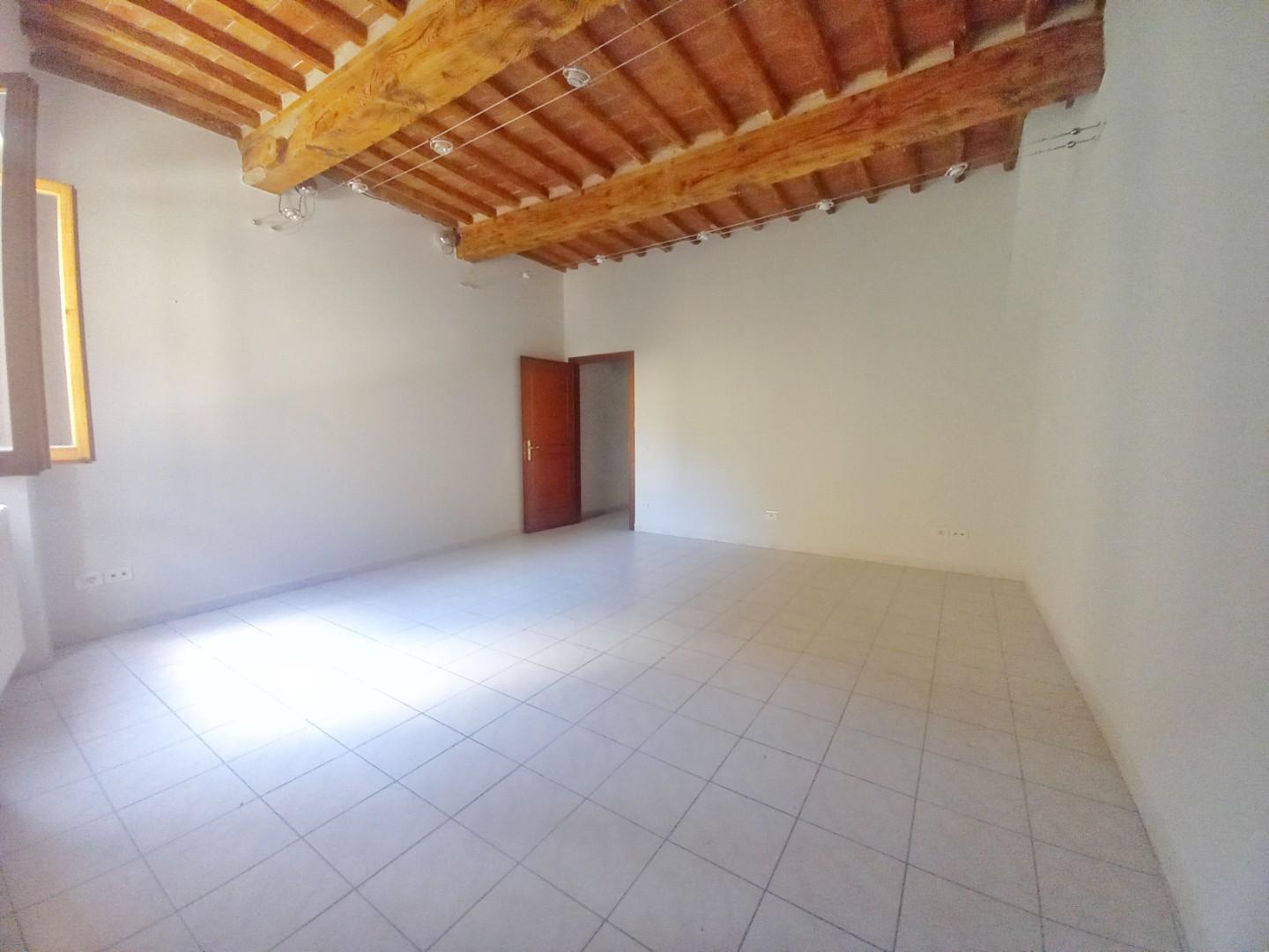 Appartamento in vendita a Castelfiorentino, 3 locali, prezzo € 87.000 | PortaleAgenzieImmobiliari.it