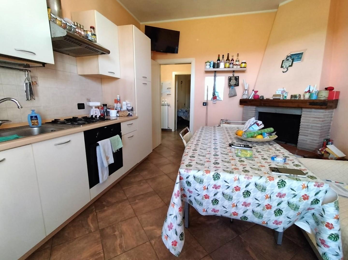 Appartamento in vendita a Porcari, 3 locali, prezzo € 180.000 | PortaleAgenzieImmobiliari.it
