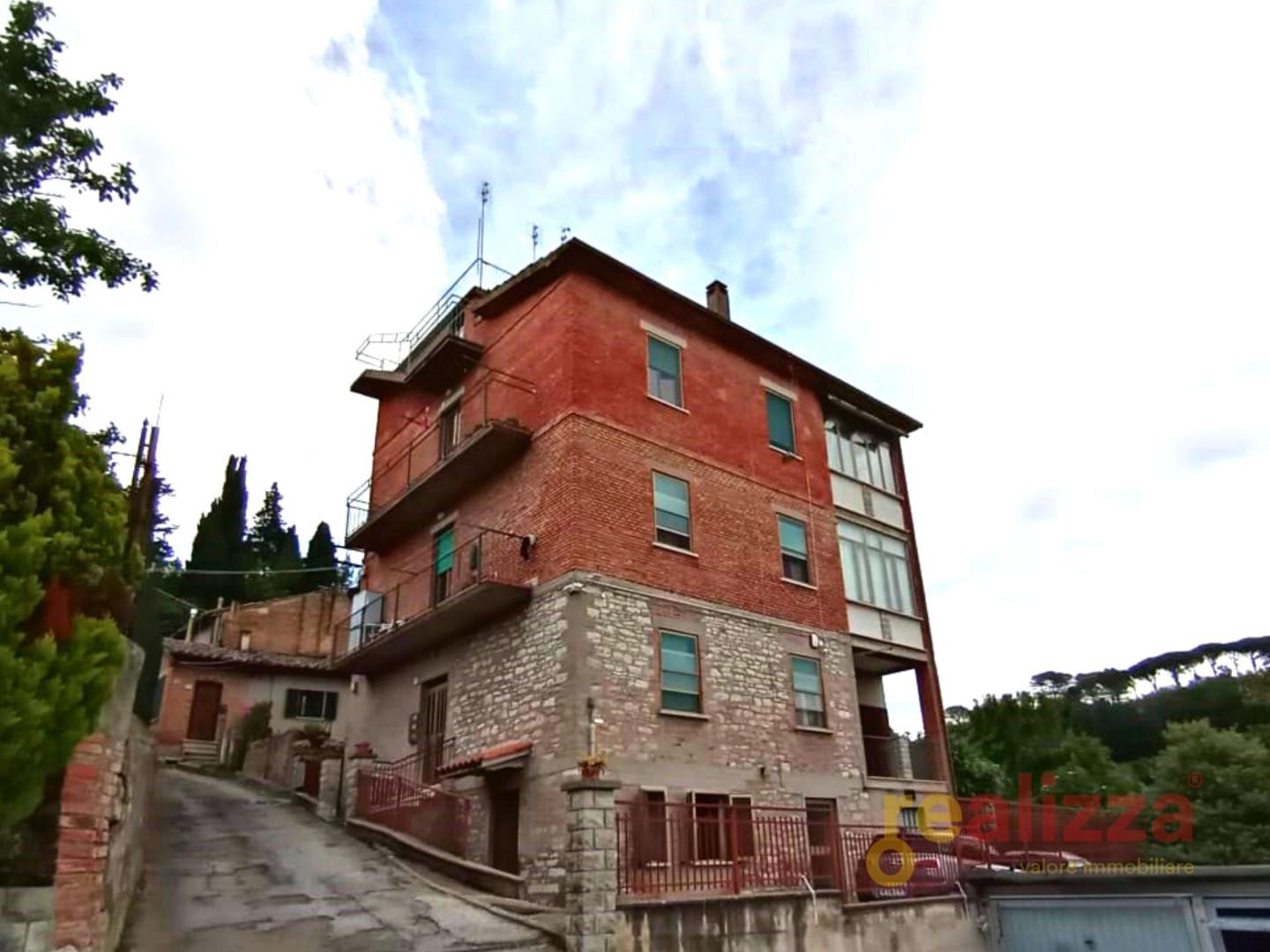 Appartamento in vendita a Perugia, 4 locali, prezzo € 105.000 | PortaleAgenzieImmobiliari.it