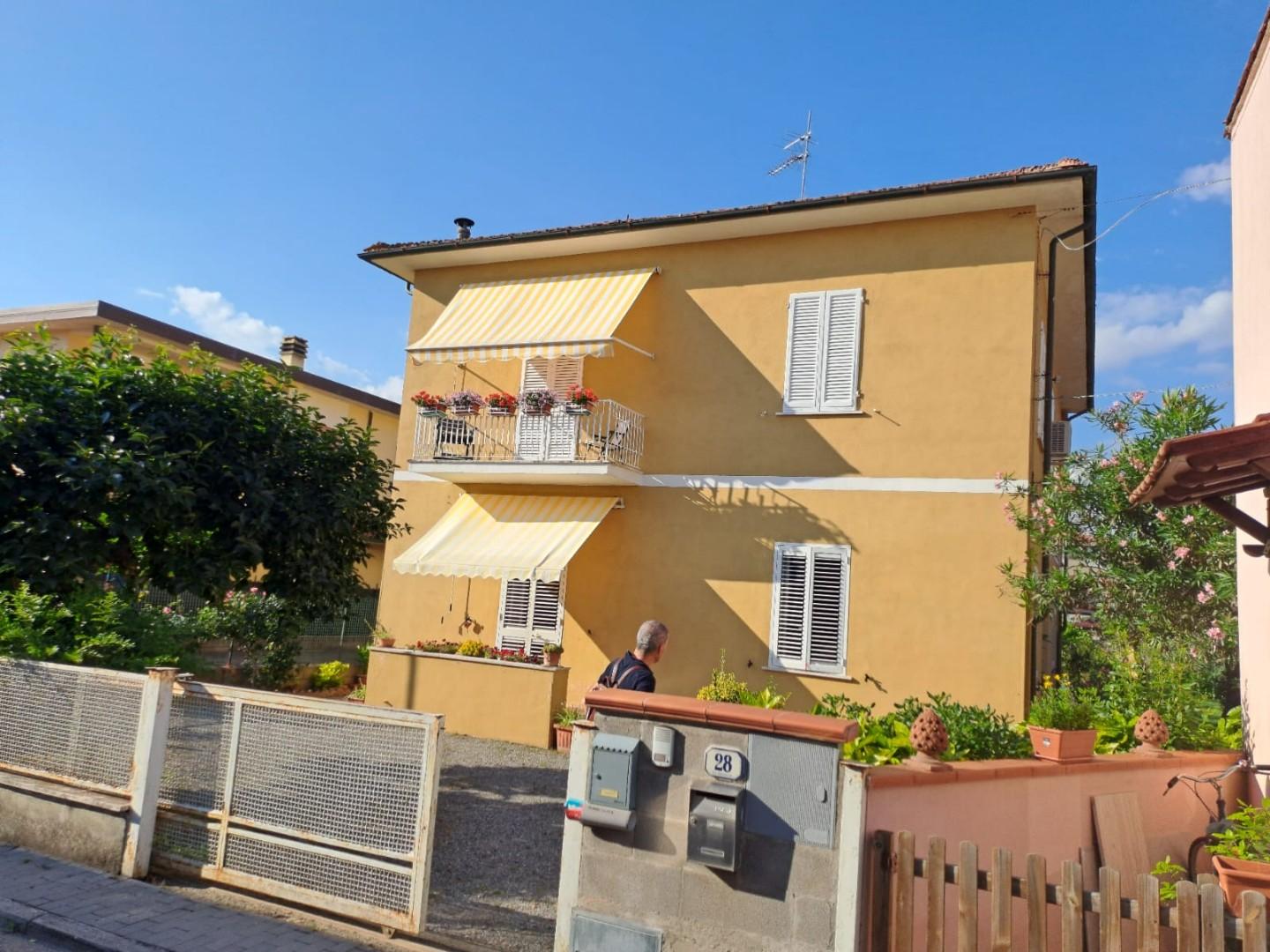 Appartamento in vendita a Ponsacco, 6 locali, prezzo € 195.000 | PortaleAgenzieImmobiliari.it