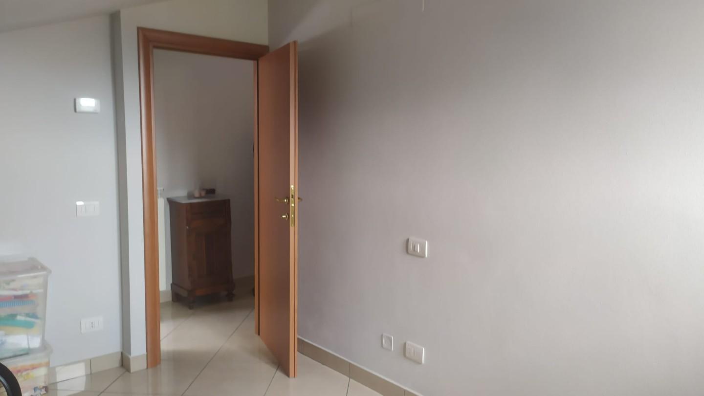 Appartamento in vendita a Capraia e Limite, 5 locali, prezzo € 280.000 | PortaleAgenzieImmobiliari.it