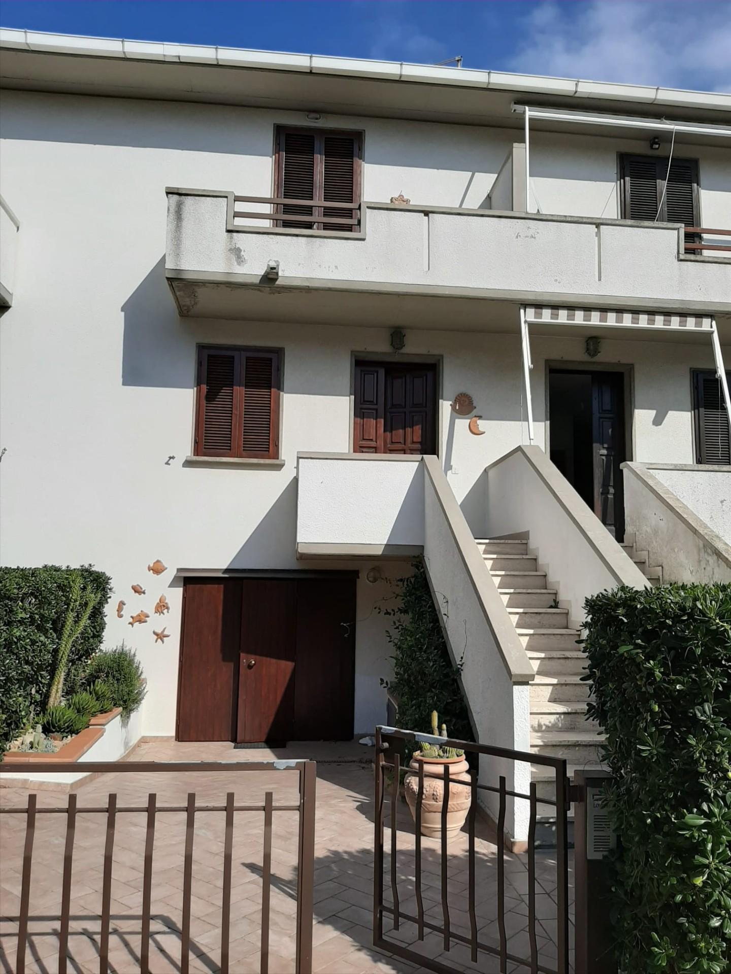 Villa a Schiera in vendita a Rosignano Marittimo, 4 locali, prezzo € 250.000 | PortaleAgenzieImmobiliari.it