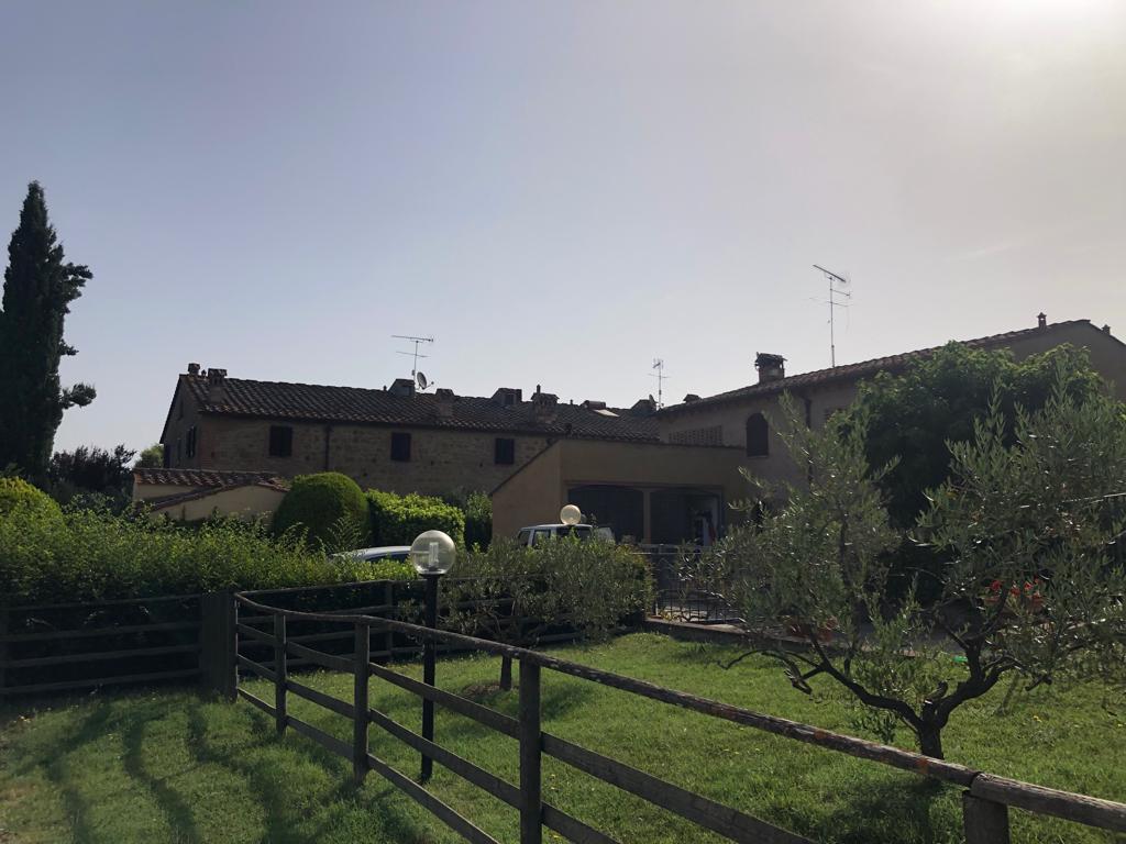 Appartamento in vendita a San Gimignano, 4 locali, prezzo € 270.000 | PortaleAgenzieImmobiliari.it
