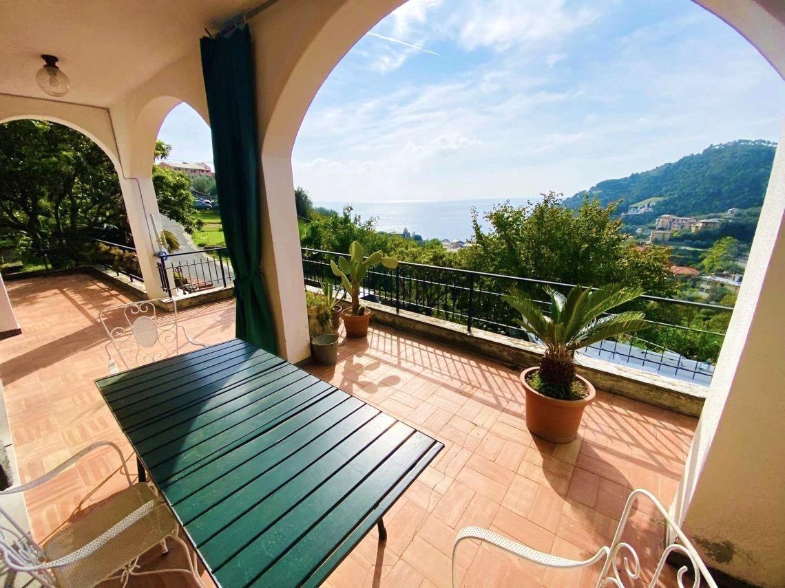 Villa in vendita a Bonassola, 10 locali, prezzo € 1.290.000 | PortaleAgenzieImmobiliari.it