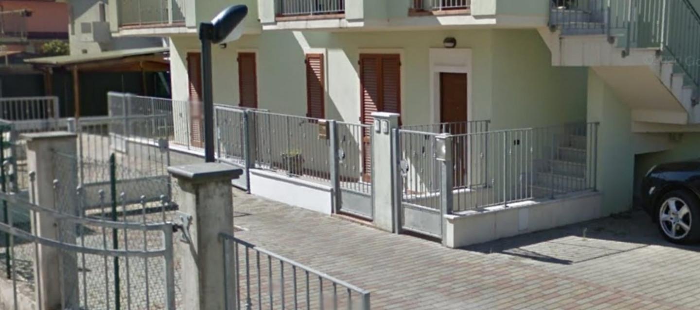 Appartamento in vendita a Massa, 4 locali, prezzo € 185.000 | PortaleAgenzieImmobiliari.it