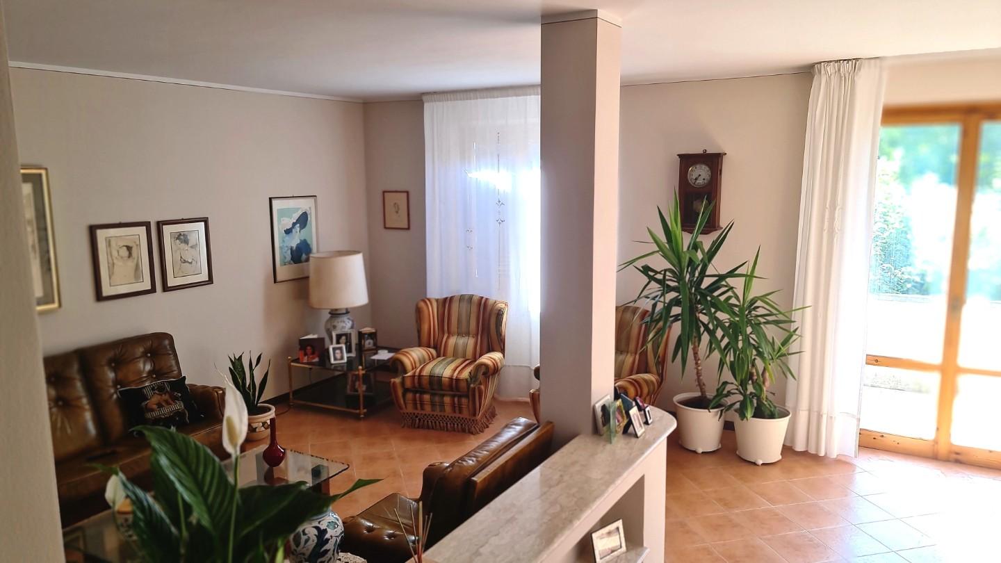 Villa a Schiera in vendita a San Miniato, 8 locali, prezzo € 390.000 | PortaleAgenzieImmobiliari.it