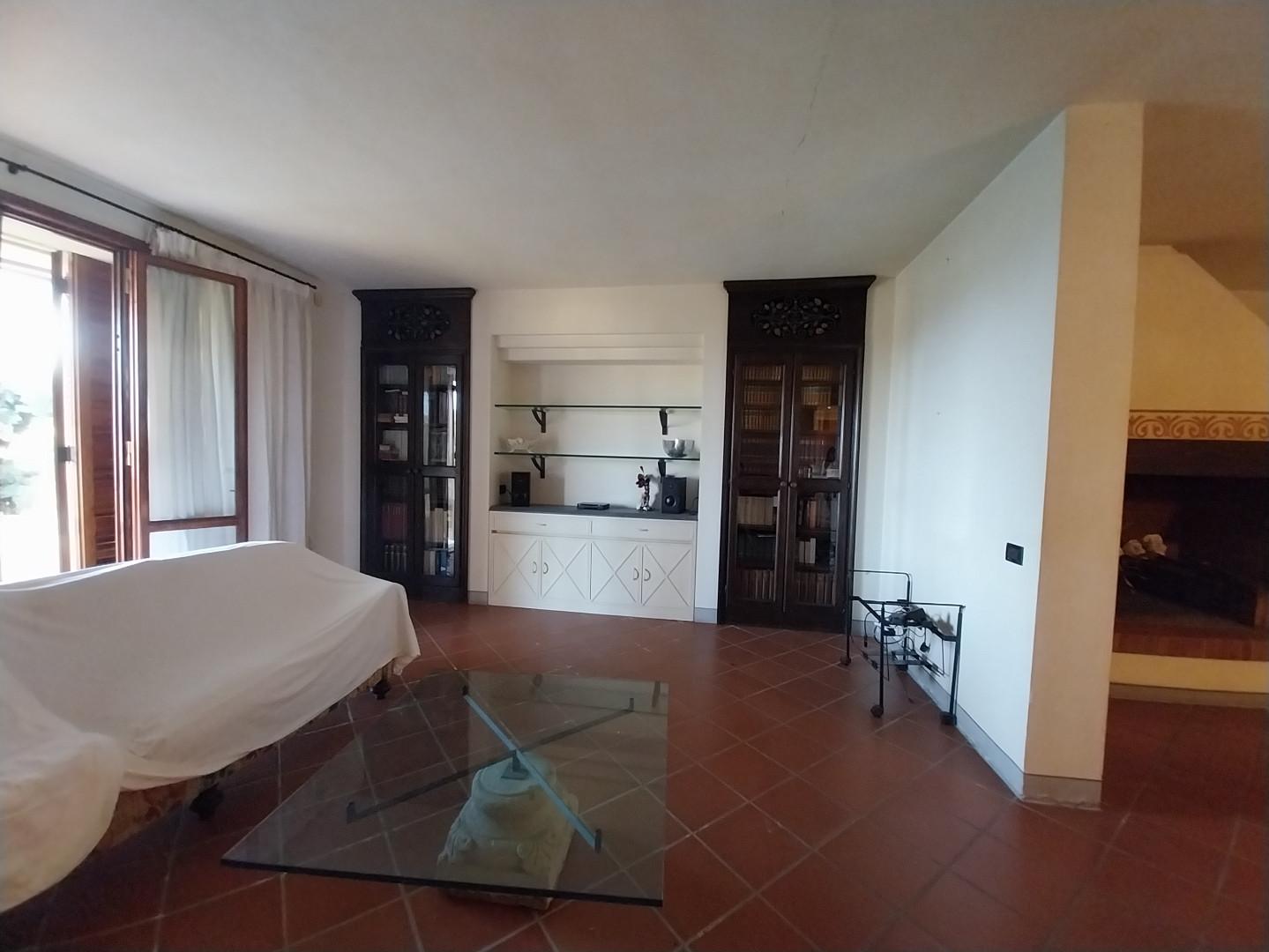 Villa in vendita a Vicopisano, 16 locali, prezzo € 590.000 | PortaleAgenzieImmobiliari.it