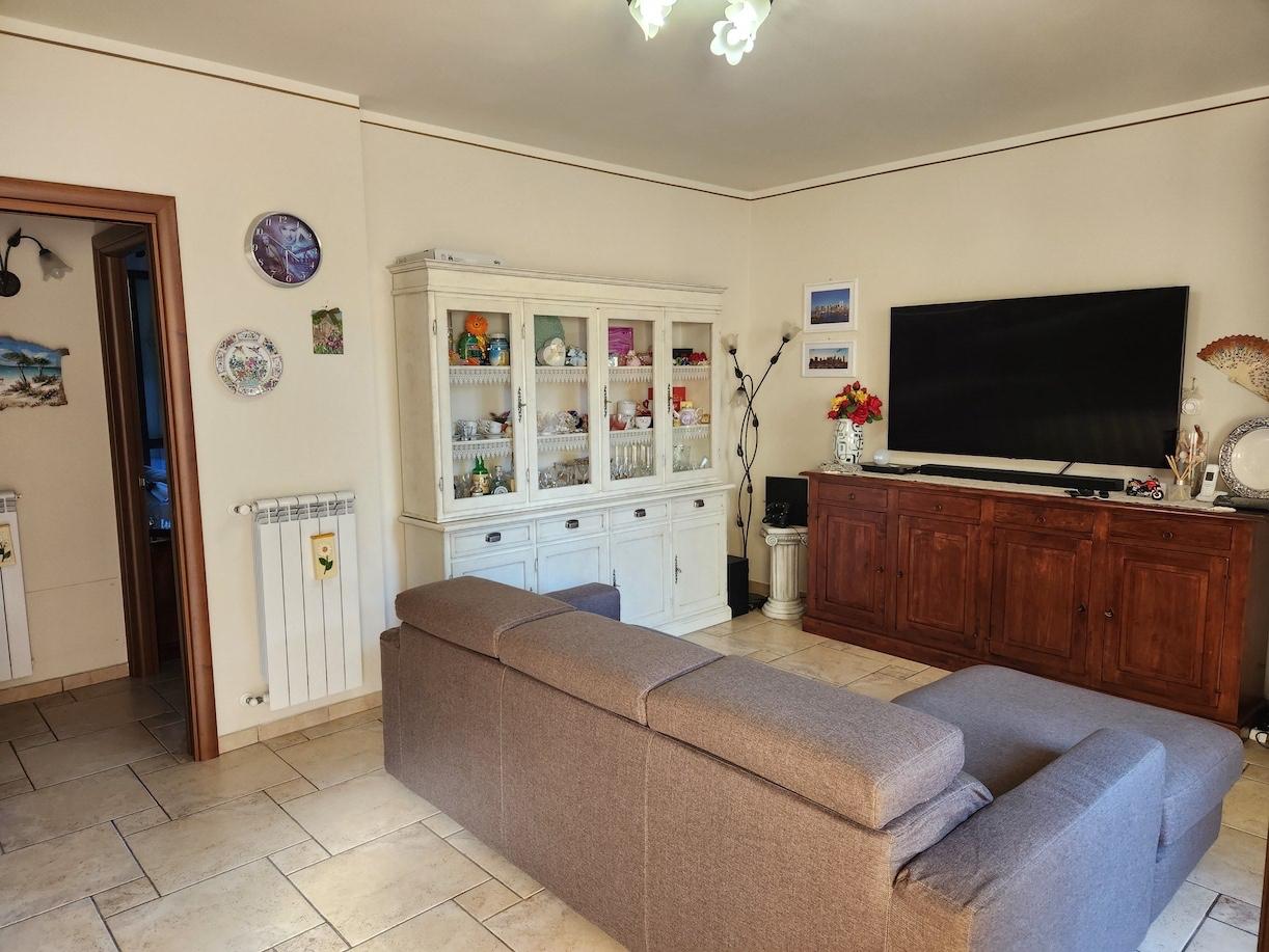 Appartamento in vendita a Santa Maria a Monte, 3 locali, prezzo € 140.000 | PortaleAgenzieImmobiliari.it