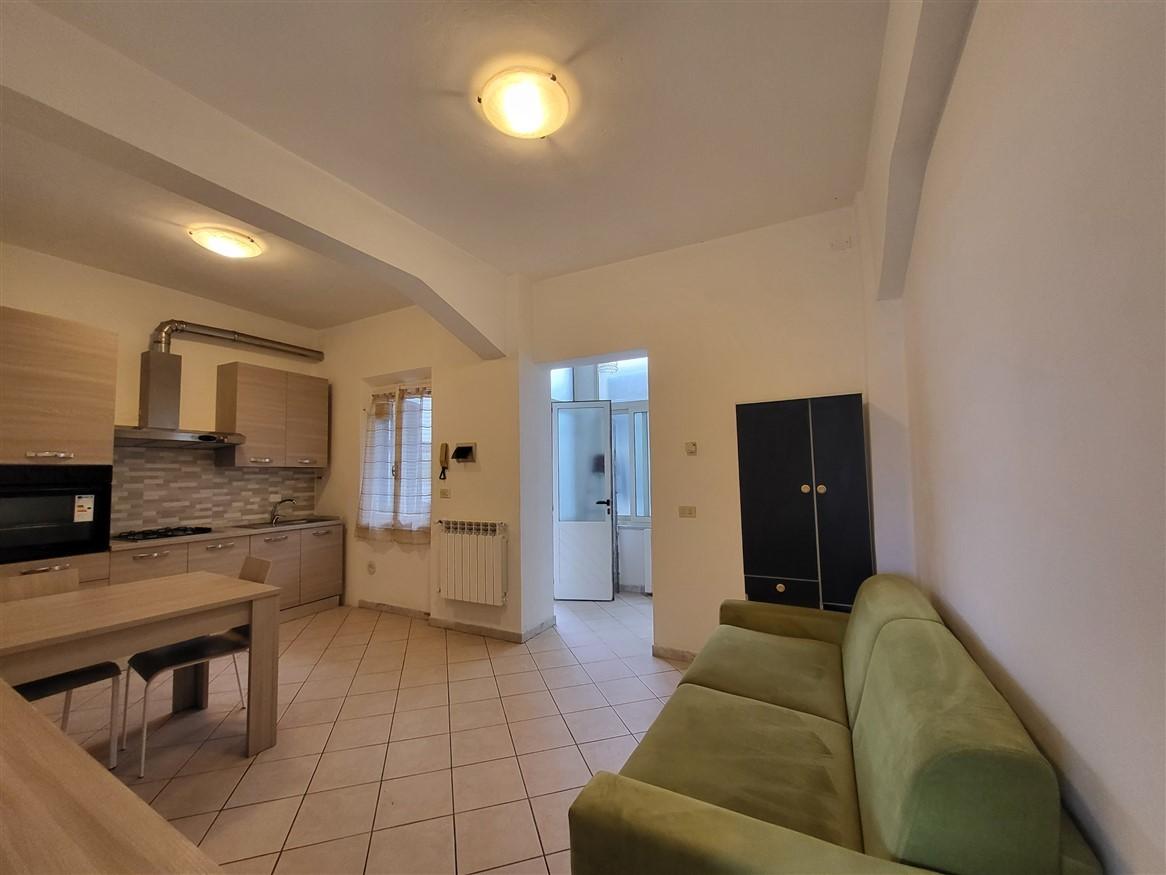 Appartamento in vendita a Massa, 2 locali, prezzo € 130.000 | PortaleAgenzieImmobiliari.it