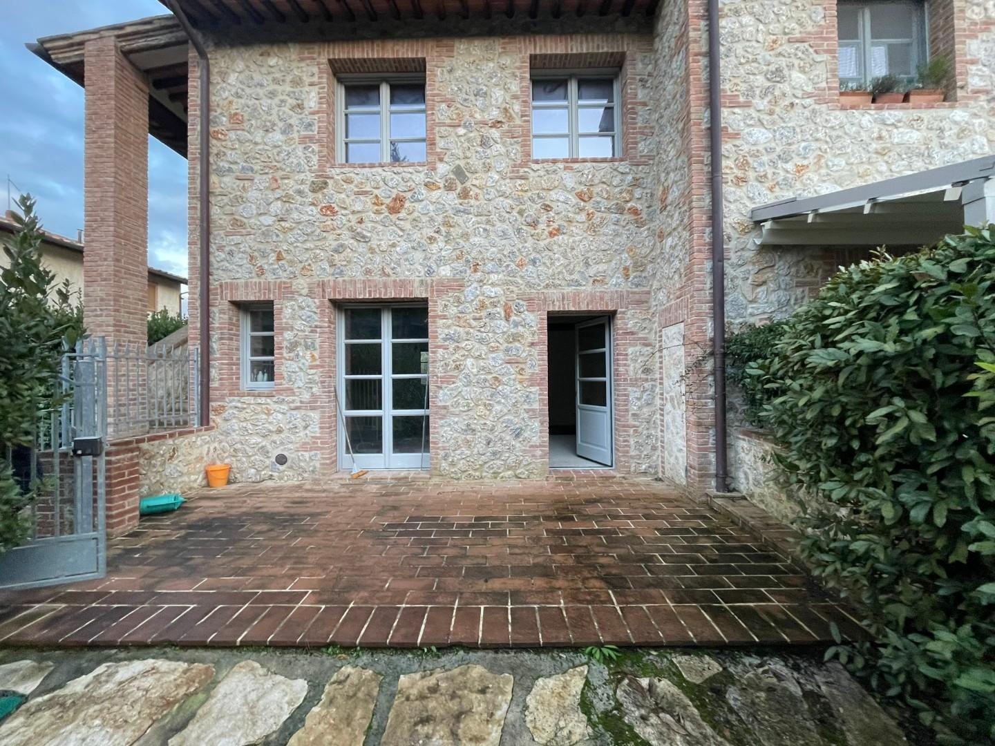 Villa a Schiera in vendita a Sovicille, 8 locali, prezzo € 520.000 | PortaleAgenzieImmobiliari.it