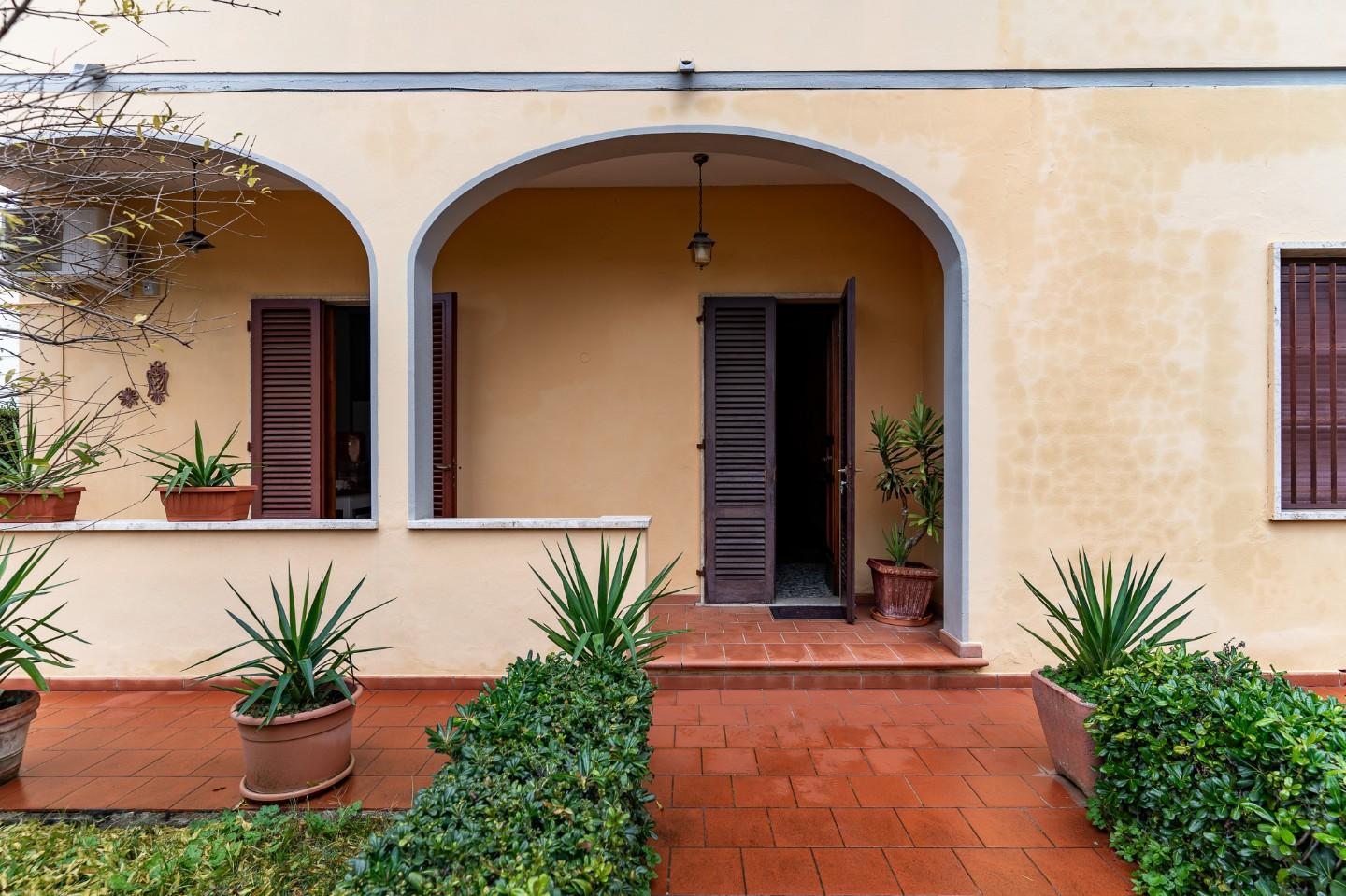 Villa in vendita a Fucecchio, 5 locali, prezzo € 395.000 | PortaleAgenzieImmobiliari.it