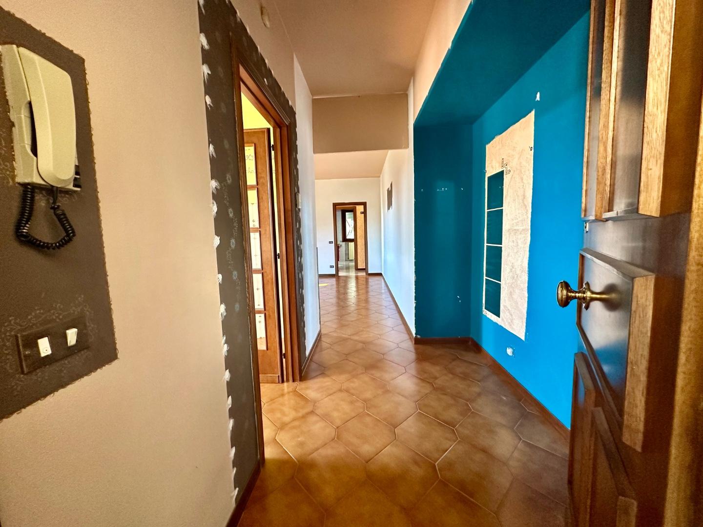 Appartamento in vendita a Montecarlo, 5 locali, prezzo € 200.000 | PortaleAgenzieImmobiliari.it