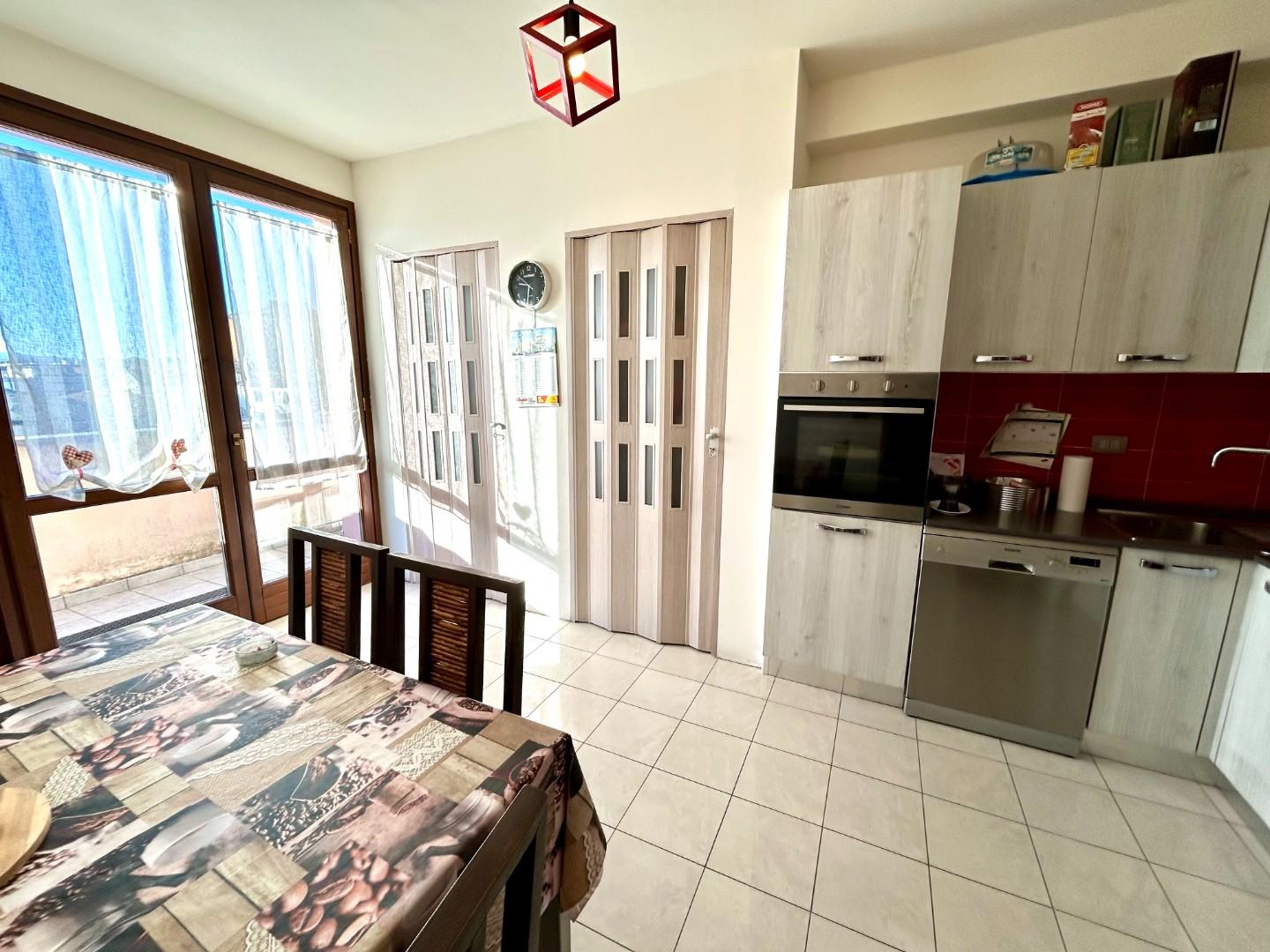 Appartamento in vendita a Ponsacco, 4 locali, prezzo € 139.000 | PortaleAgenzieImmobiliari.it