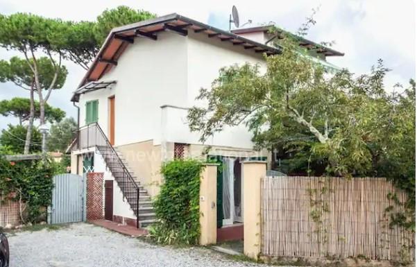 Appartamento in vendita a Forte dei Marmi, 3 locali, prezzo € 410.000 | PortaleAgenzieImmobiliari.it