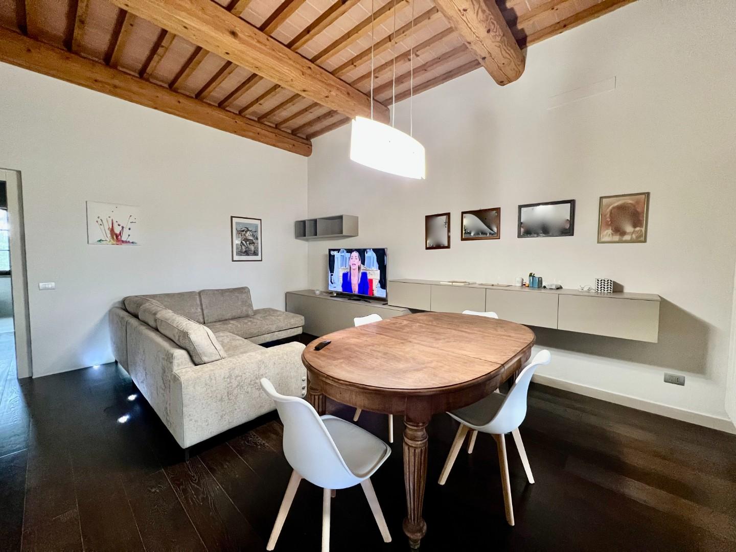 Appartamento in vendita a Pontedera, 4 locali, prezzo € 229.000 | PortaleAgenzieImmobiliari.it