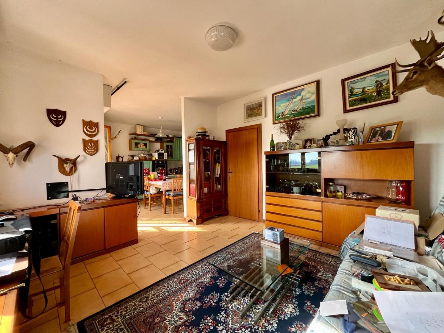 Appartamento in vendita a San Giuliano Terme, 4 locali, prezzo € 180.000 | PortaleAgenzieImmobiliari.it