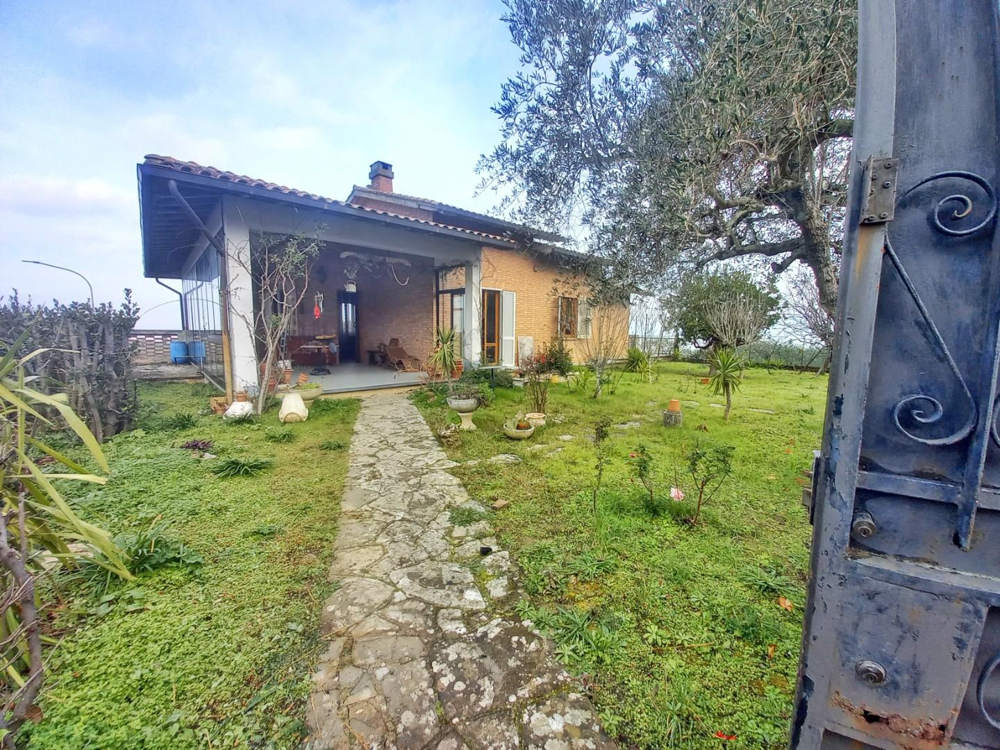 Villa in Vendita a Montaione