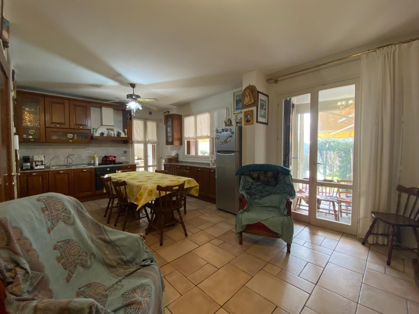 Villa a Schiera in vendita a Carmignano, 5 locali, prezzo € 399.000 | PortaleAgenzieImmobiliari.it