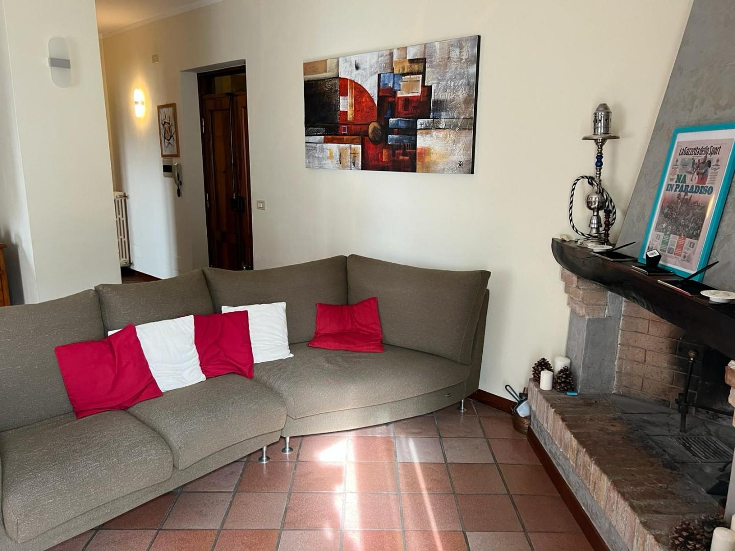 Appartamento in vendita a Siena, 5 locali, prezzo € 270.000 | PortaleAgenzieImmobiliari.it