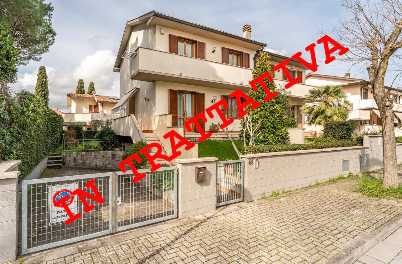 Villa Bifamiliare in vendita a Pontedera, 6 locali, prezzo € 265.000 | PortaleAgenzieImmobiliari.it