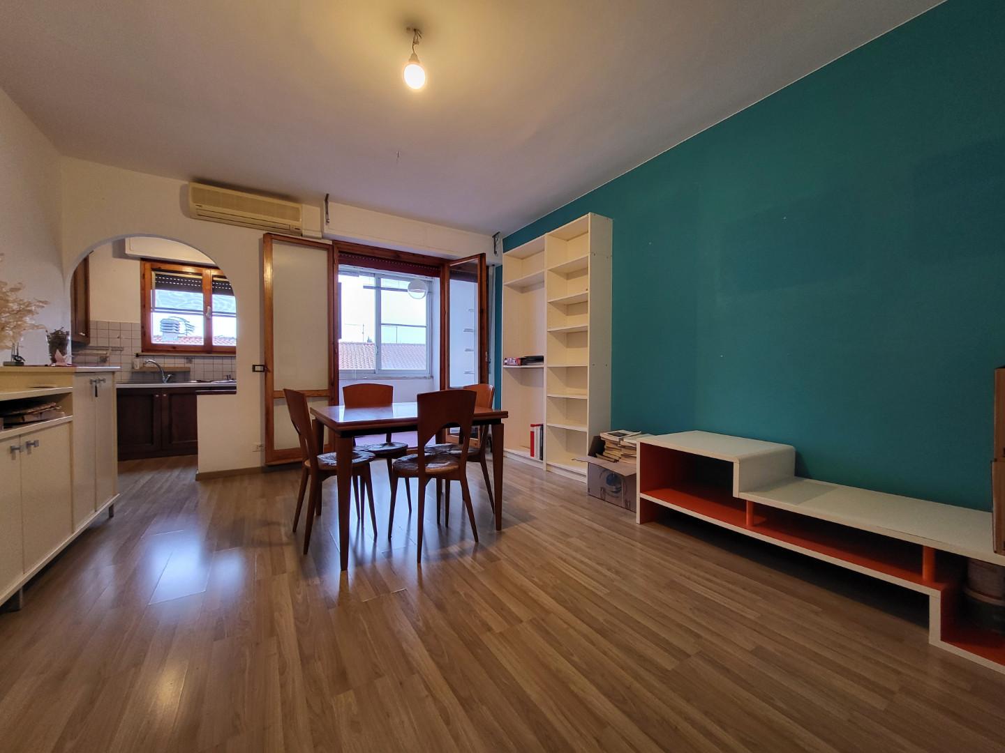 Appartamento in vendita a Calcinaia, 3 locali, prezzo € 98.000 | PortaleAgenzieImmobiliari.it