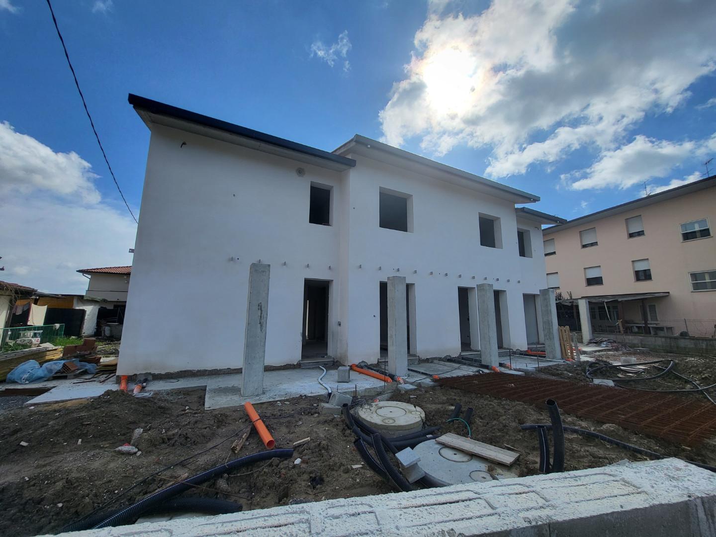 Villa Bifamiliare in vendita a Calcinaia, 5 locali, prezzo € 410.000 | PortaleAgenzieImmobiliari.it
