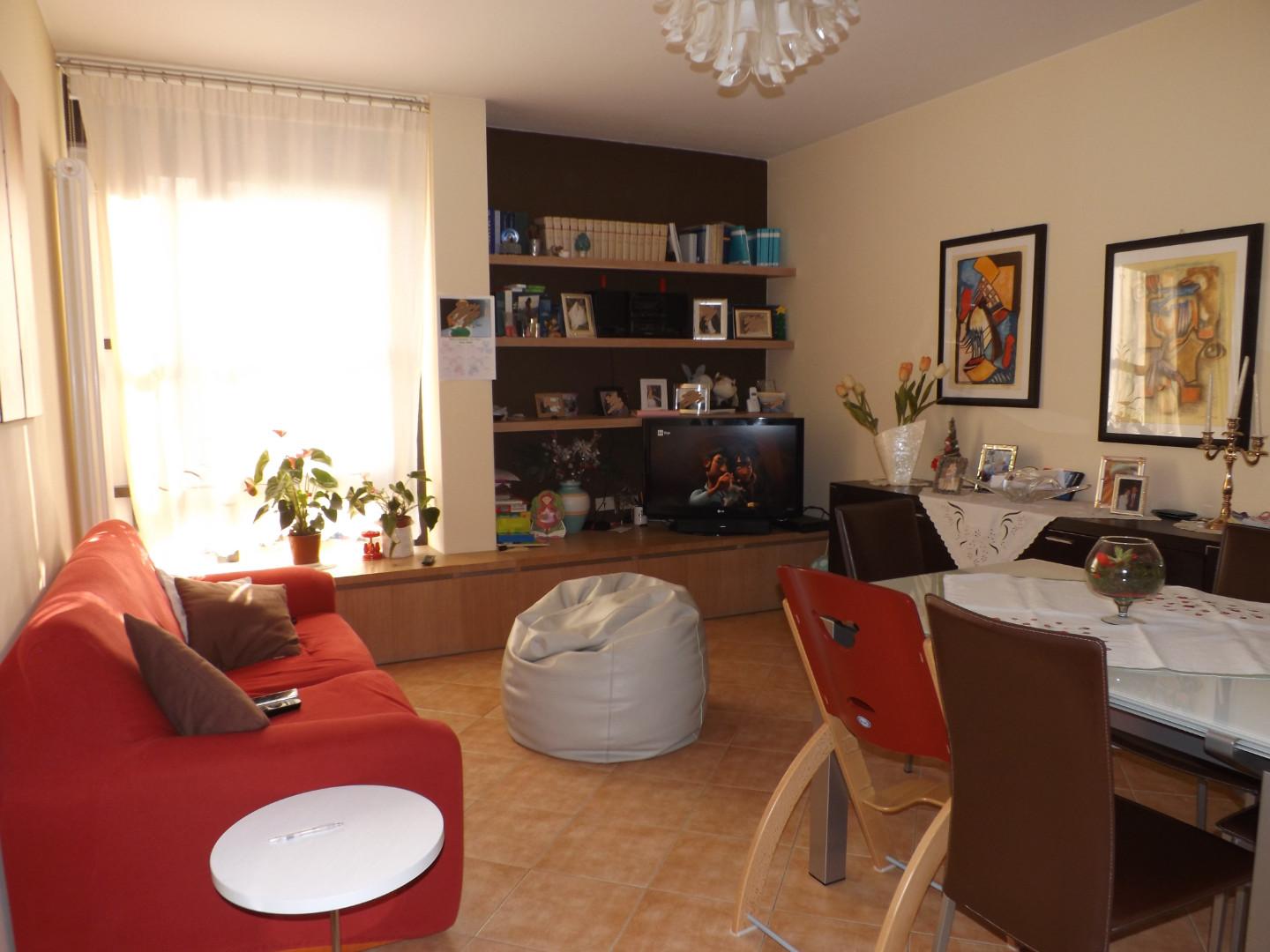 Appartamento in affitto a Cascina, 4 locali, prezzo € 550 | PortaleAgenzieImmobiliari.it